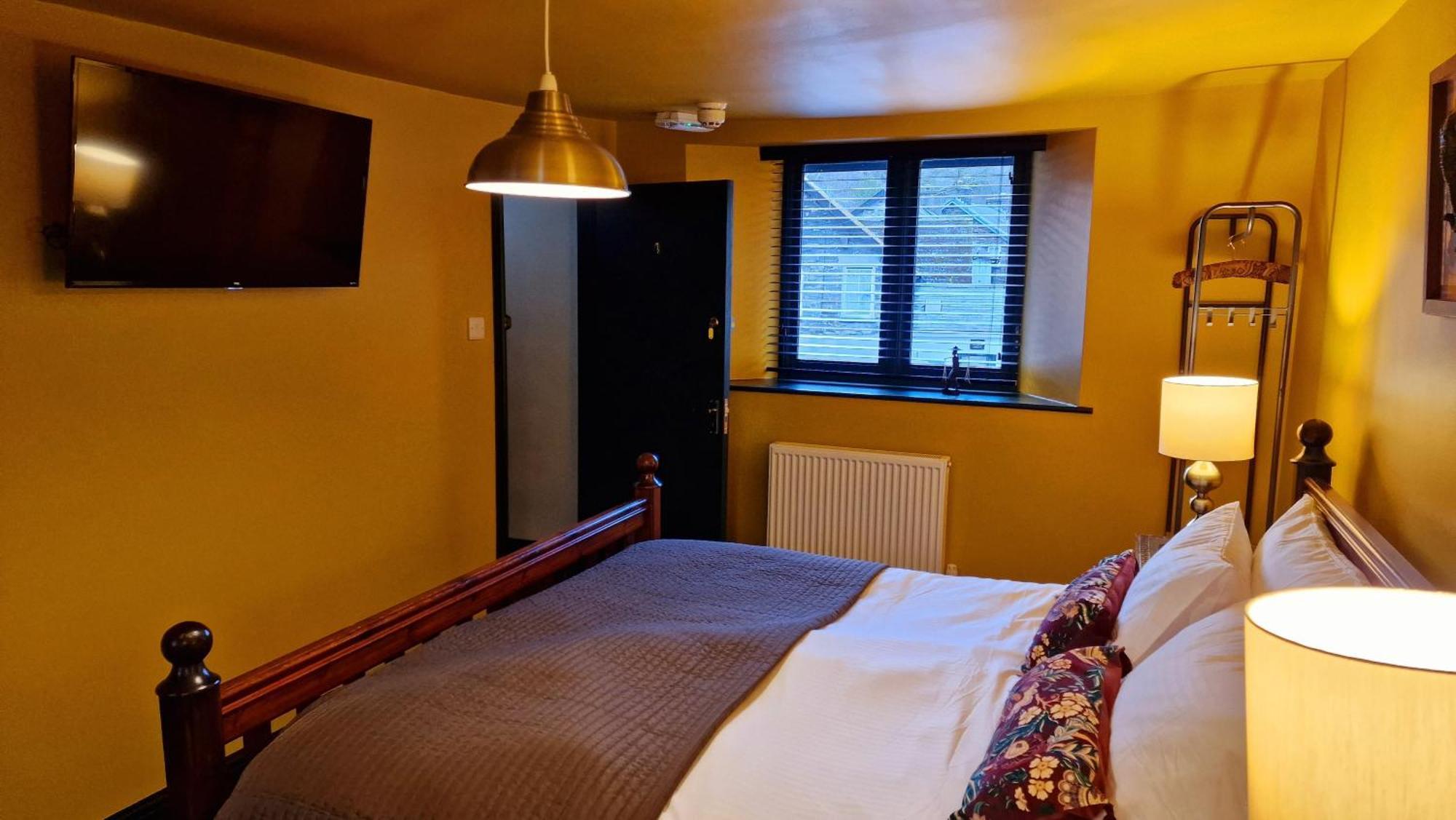 Y Gwydyr Hotel - Dolwyddelan Extérieur photo