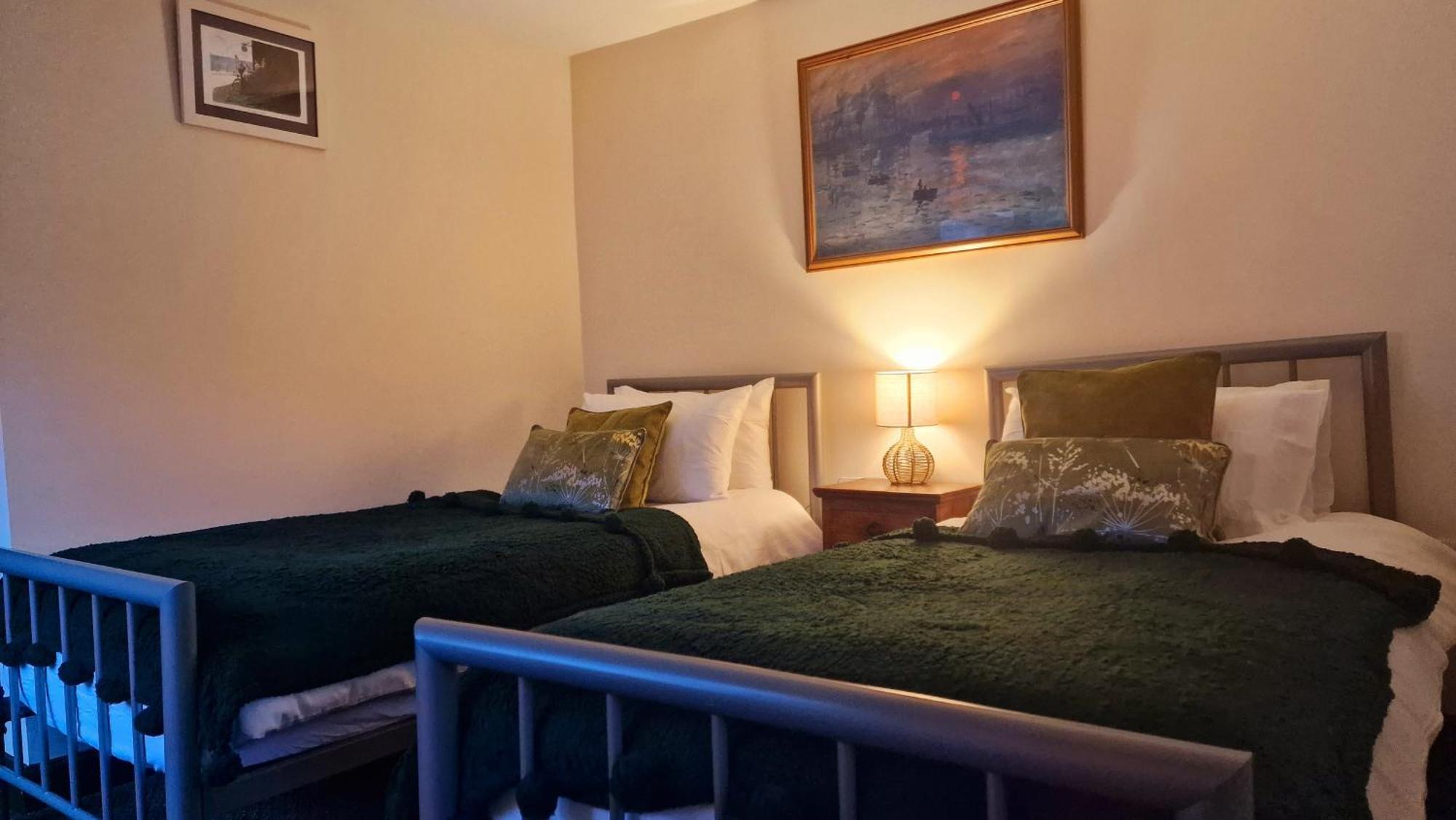 Y Gwydyr Hotel - Dolwyddelan Extérieur photo